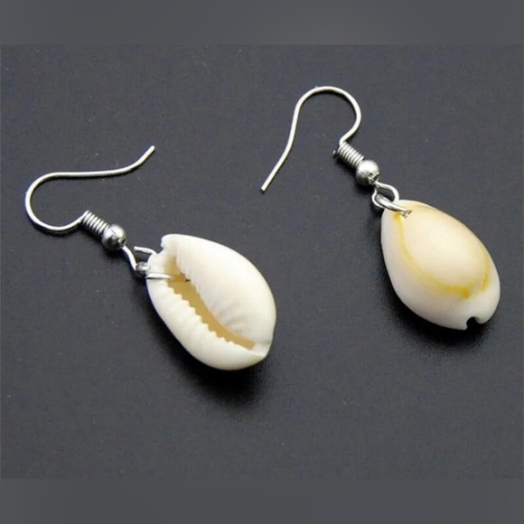 ⭐️NEW⭐️ Natural Coffee Bean Seashell Bohemian Nautical Beach Style Earrings - Picture 3 of 4